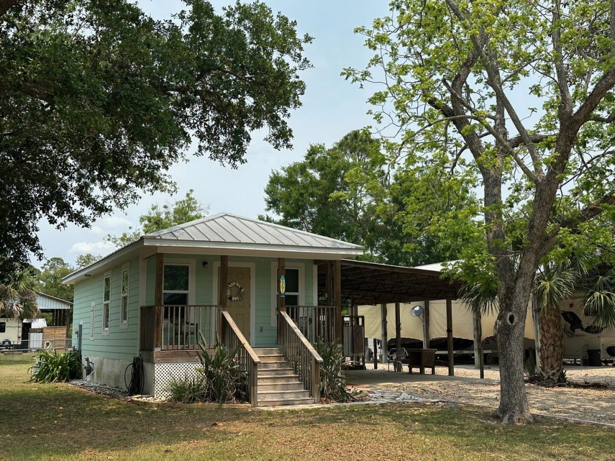 Forgotten Coast Property Management & Rentals, LLC-Joe's Place-image-1